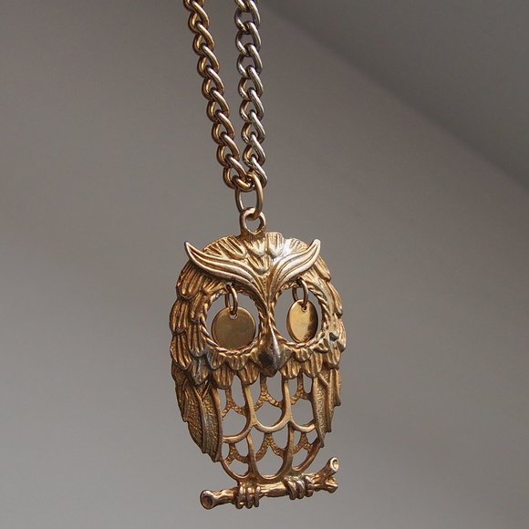 Vintage Jewelry - Perched Owl Moveable Eyes Bronze VTG Necklace